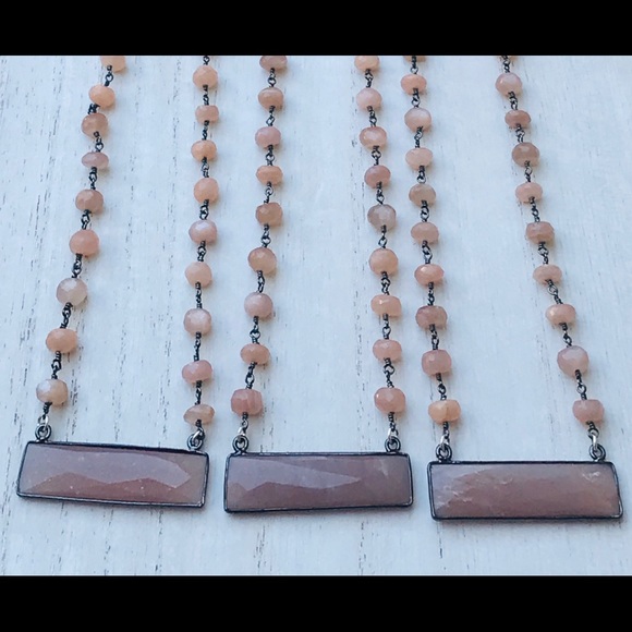 LUVLEIGH DESIGNS -Peach Moonstone Necklace - handmade in CA - Picture 2 of 2